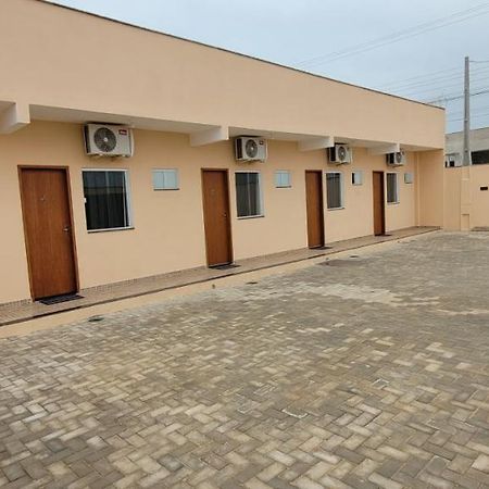 Suites Guriri Sao Mateus Bagian luar foto